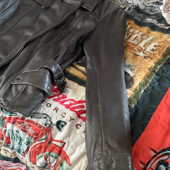 Banana republic leather jacket - Picture 3 of 16